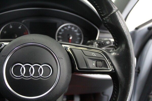 Used Audi A4 Avant 2017 for sale - 76011360: Photo 48
