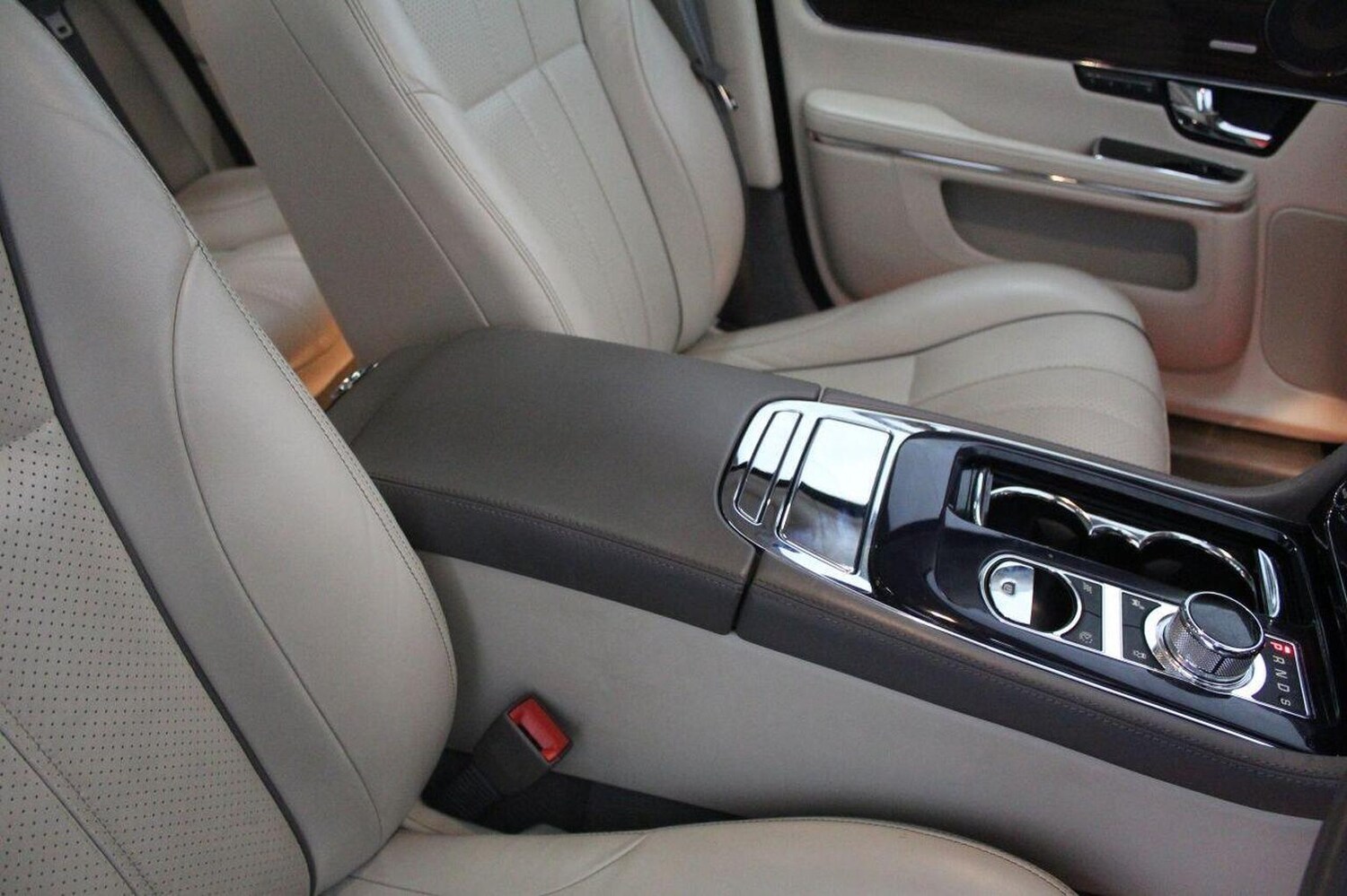 Used Jaguar XJ 2011 for sale - 77464590: Photo 50