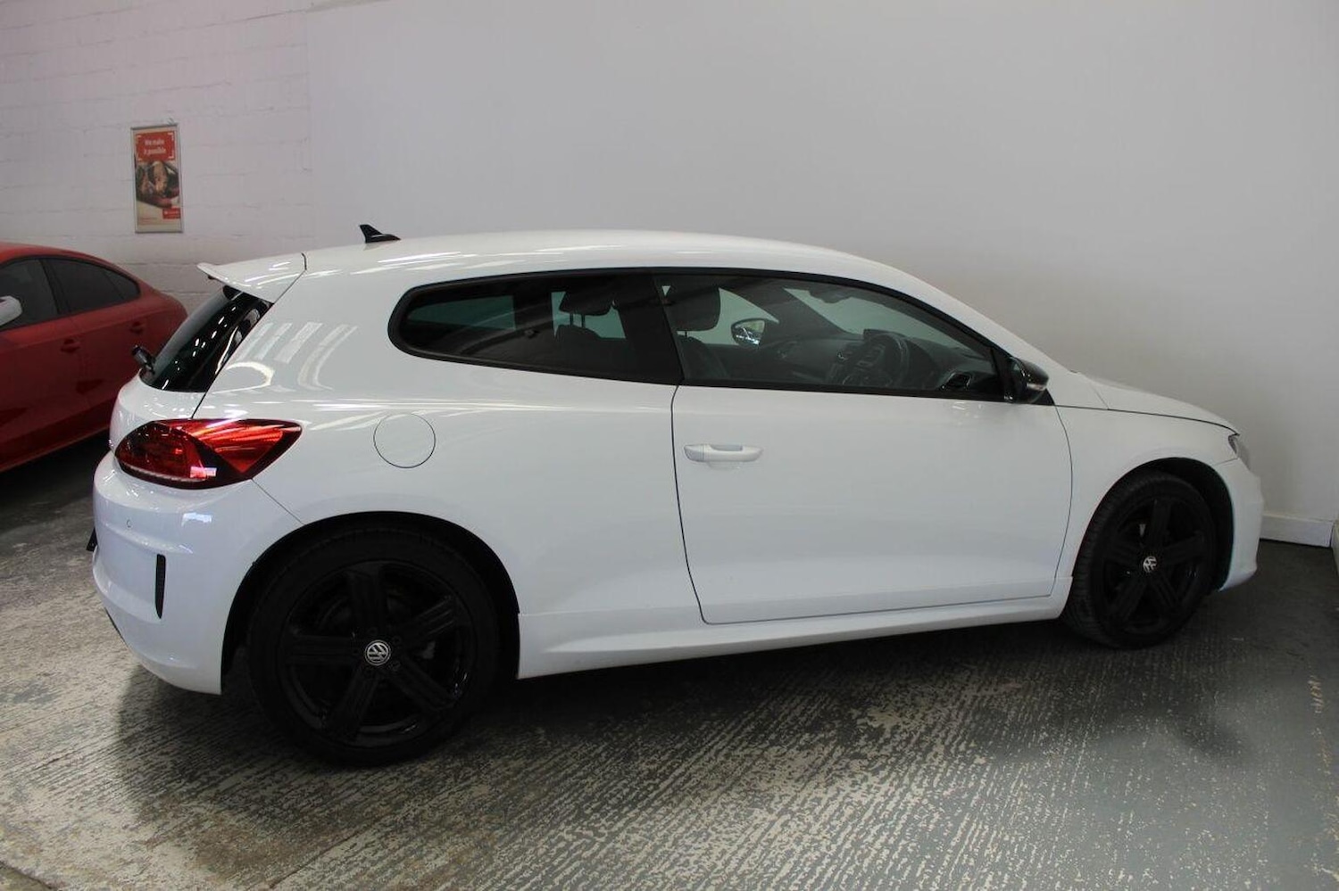 Used Volkswagen Scirocco 2017 for sale - 77937946: Photo 11