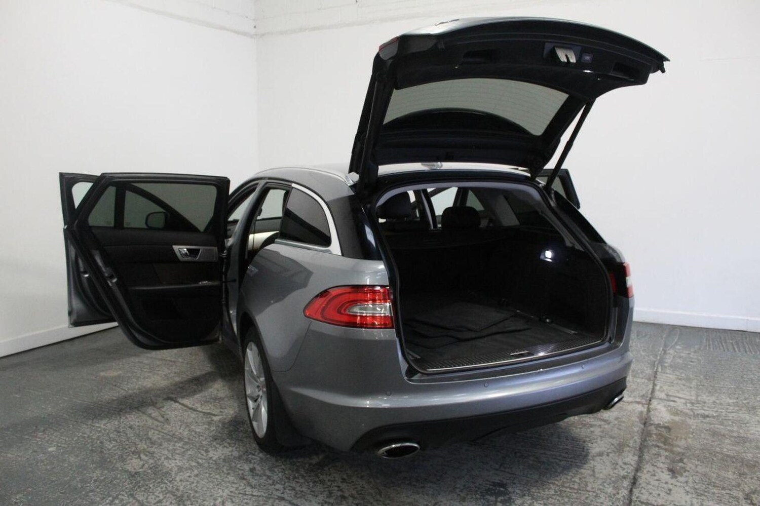 Used Jaguar XF 2014 for sale - 77465034: Photo 19