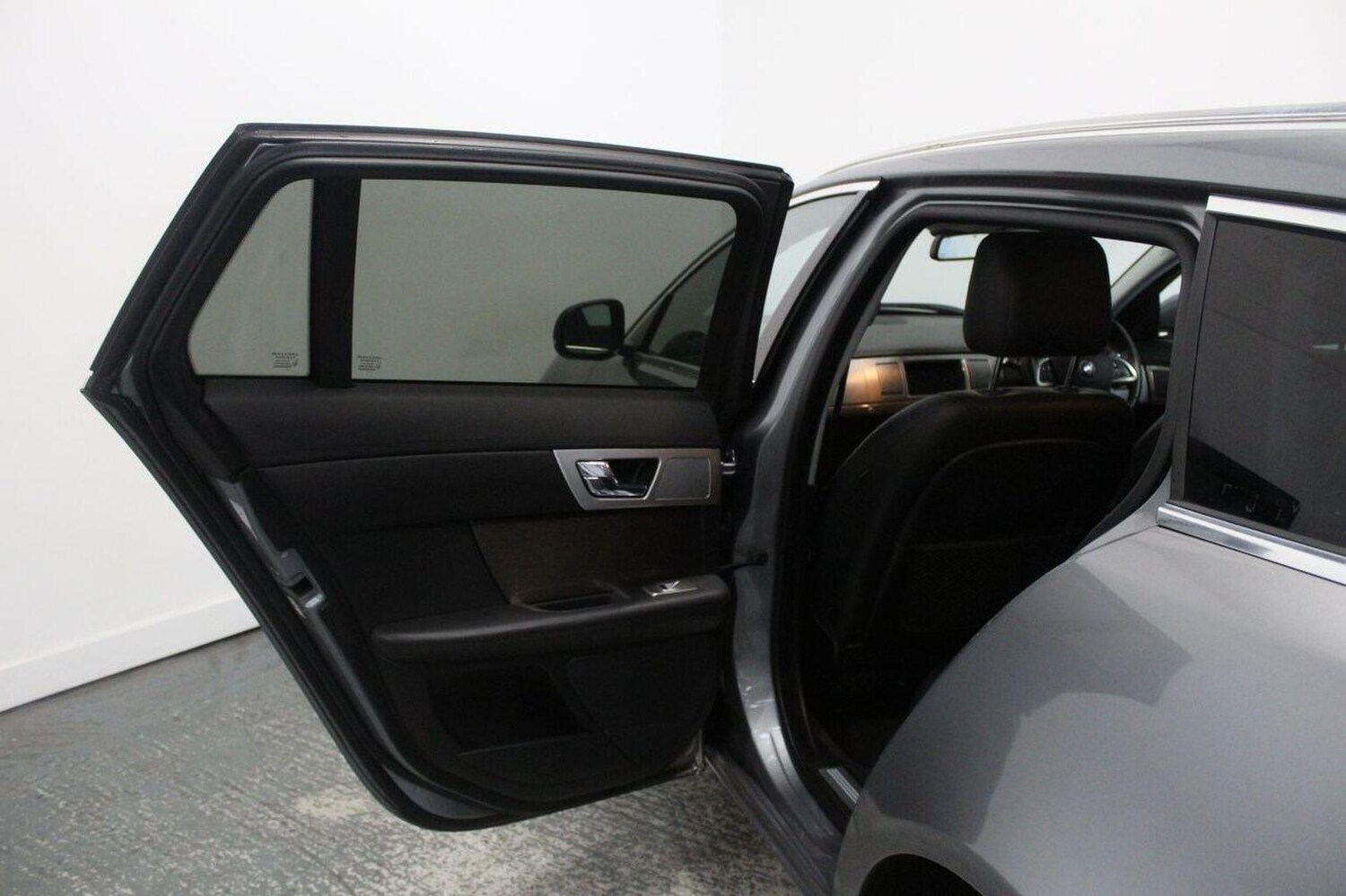 Used Jaguar XF 2014 for sale - 77465034: Photo 27