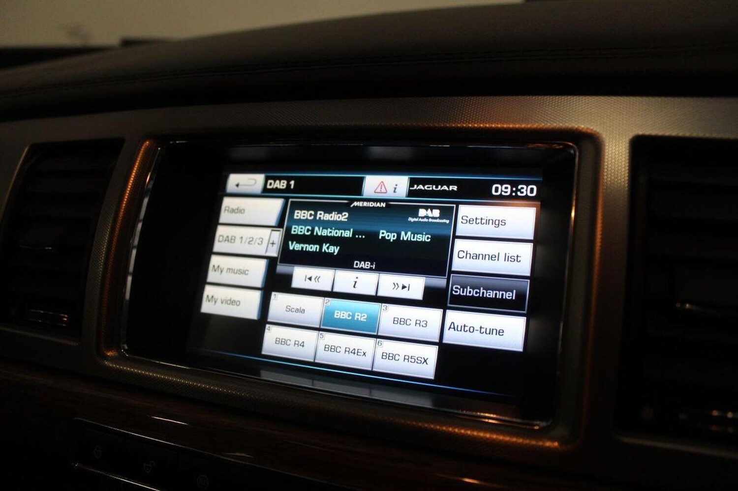 Used Jaguar XF 2014 for sale - 77465034: Photo 34