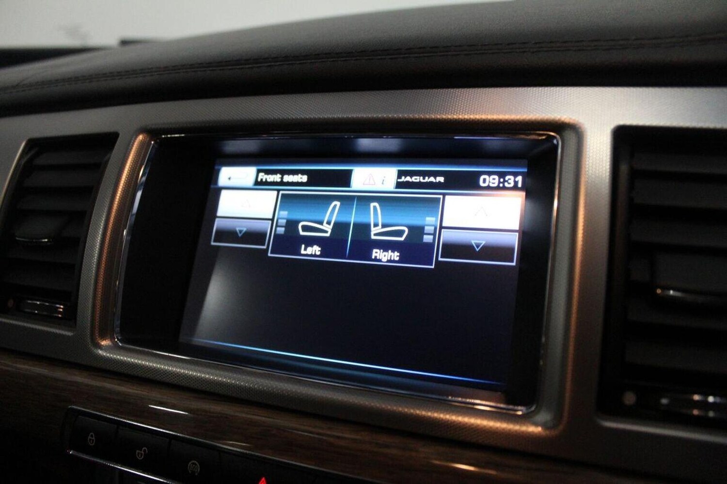 Used Jaguar XF 2014 for sale - 77465034: Photo 41