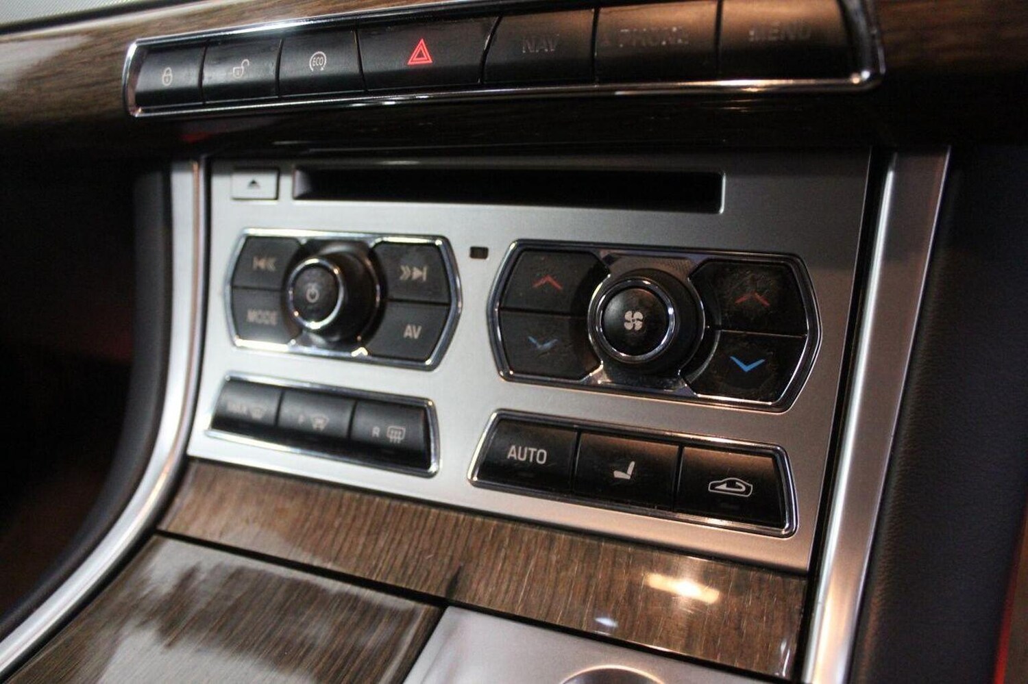 Used Jaguar XF 2014 for sale - 77465034: Photo 43