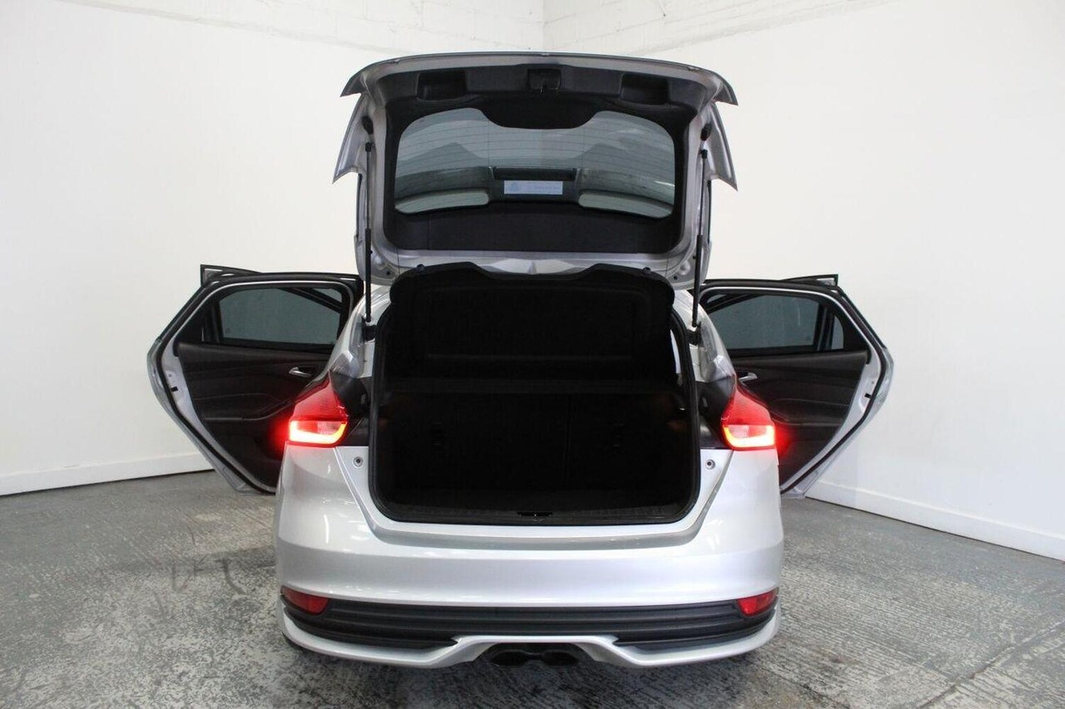 Used Ford Focus 2016 for sale - 77465108: Photo 20