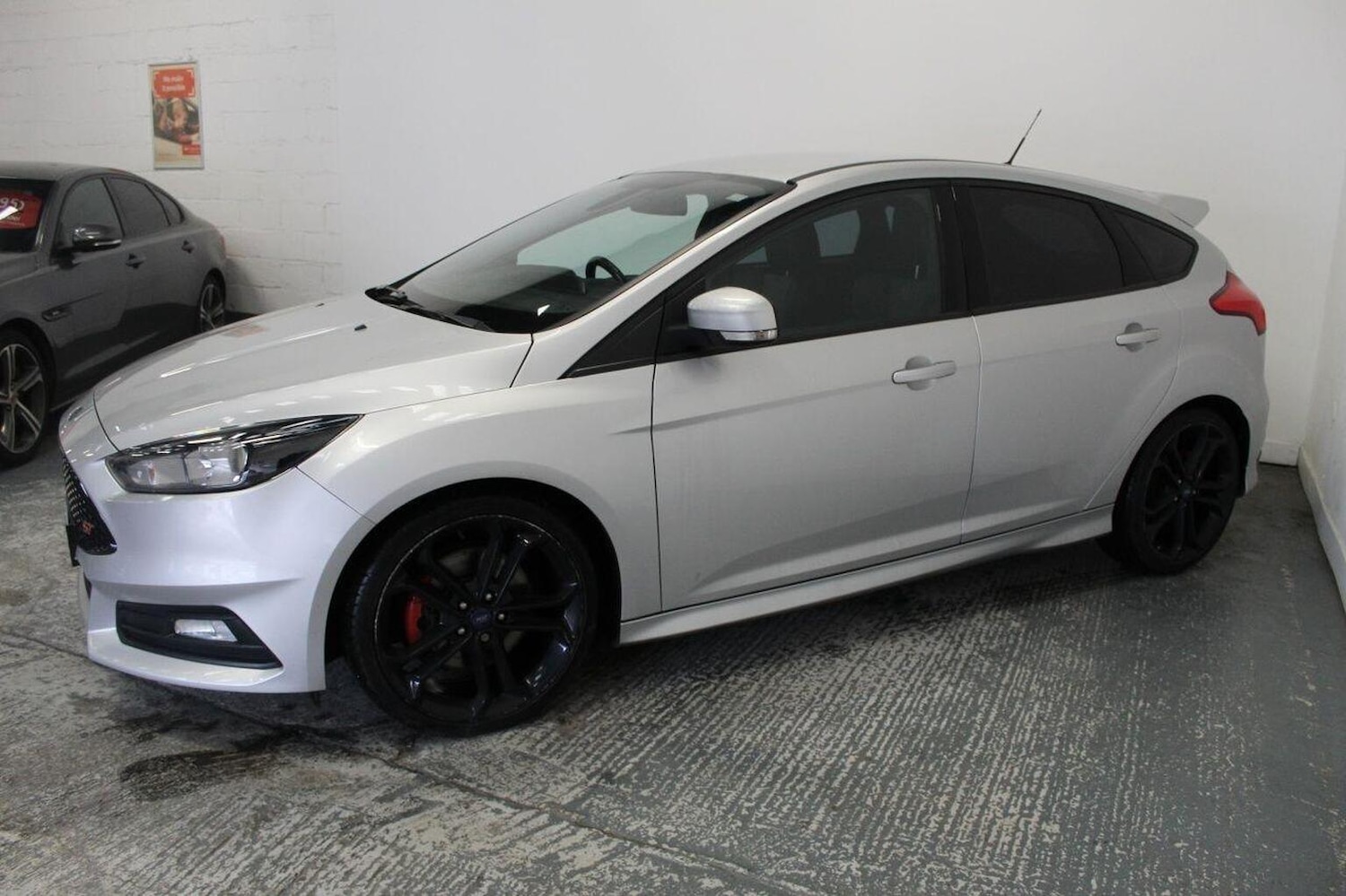 Used Ford Focus 2016 for sale - 77465108: Photo 5