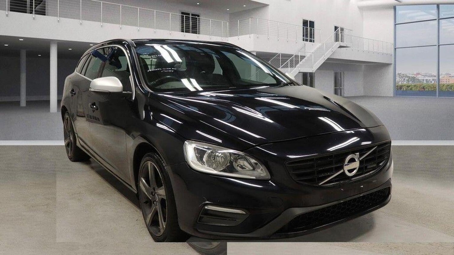 Used Volvo V60 2014 for sale - 77289226: Photo 1