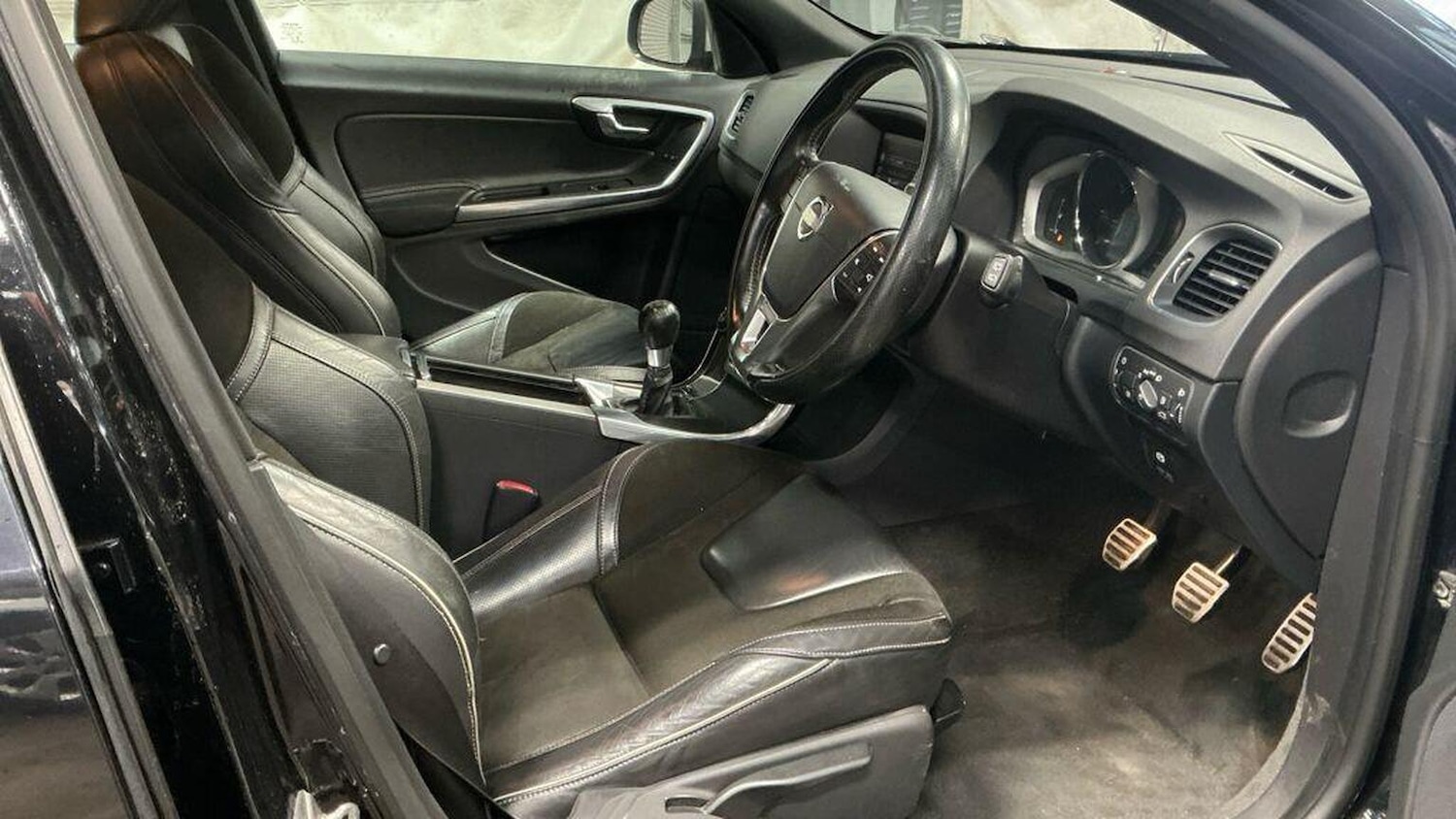 Used Volvo V60 2014 for sale - 77289226: Photo 13