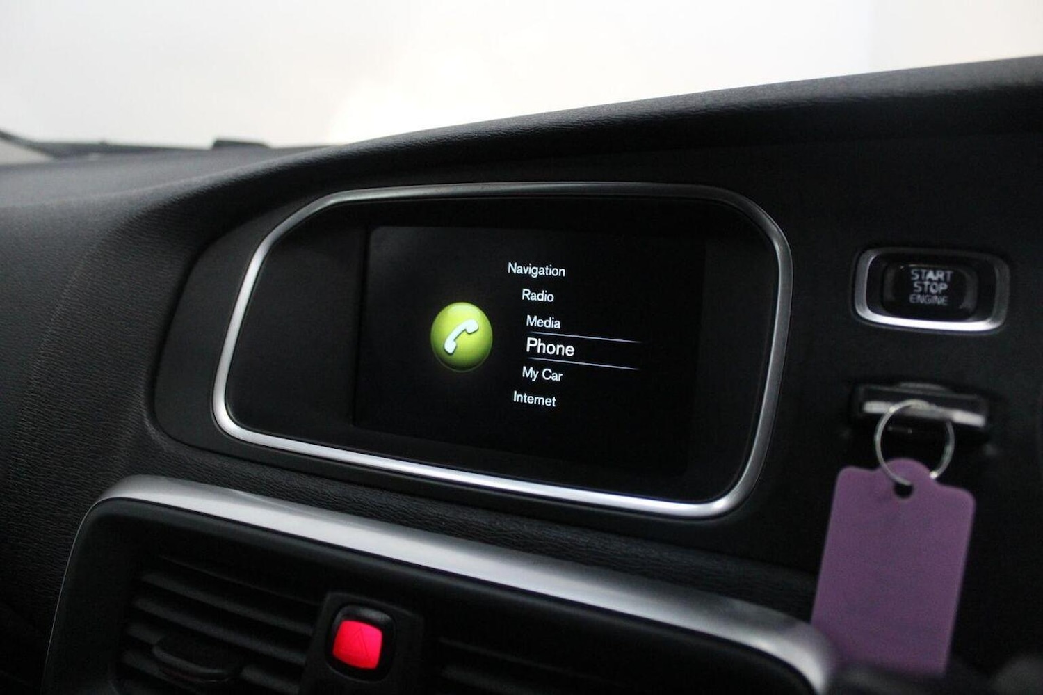 Used Volvo V60 2014 for sale - 77289226: Photo 36