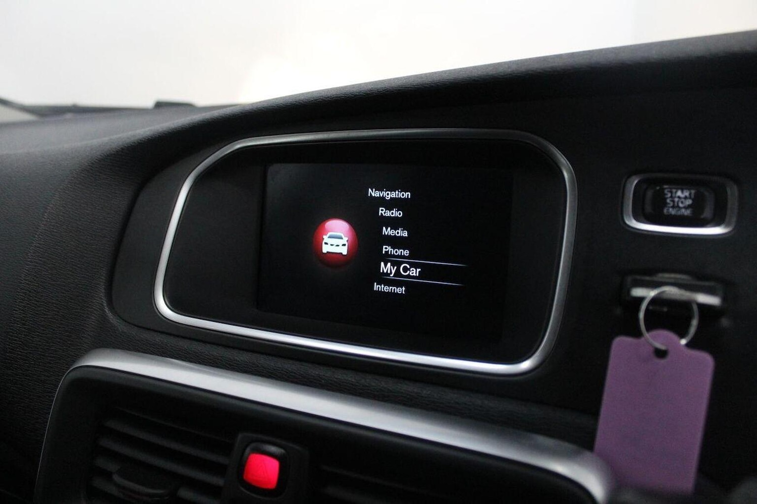 Used Volvo V60 2014 for sale - 77289226: Photo 39