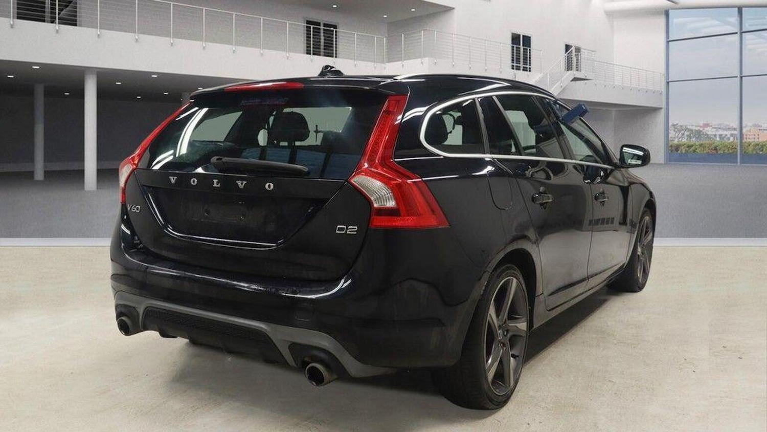 Used Volvo V60 2014 for sale - 77289226: Photo 5