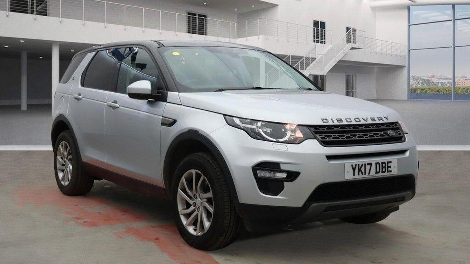 Used Land Rover Discovery Sport 2017 for sale - 76588457: Photo 1