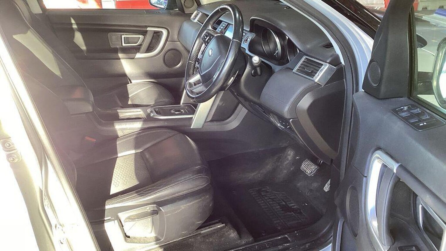 Used Land Rover Discovery Sport 2017 for sale - 76588457: Photo 14