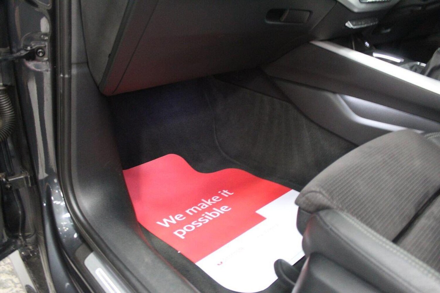 Used Audi A4 2016 for sale - 77370722: Photo 32