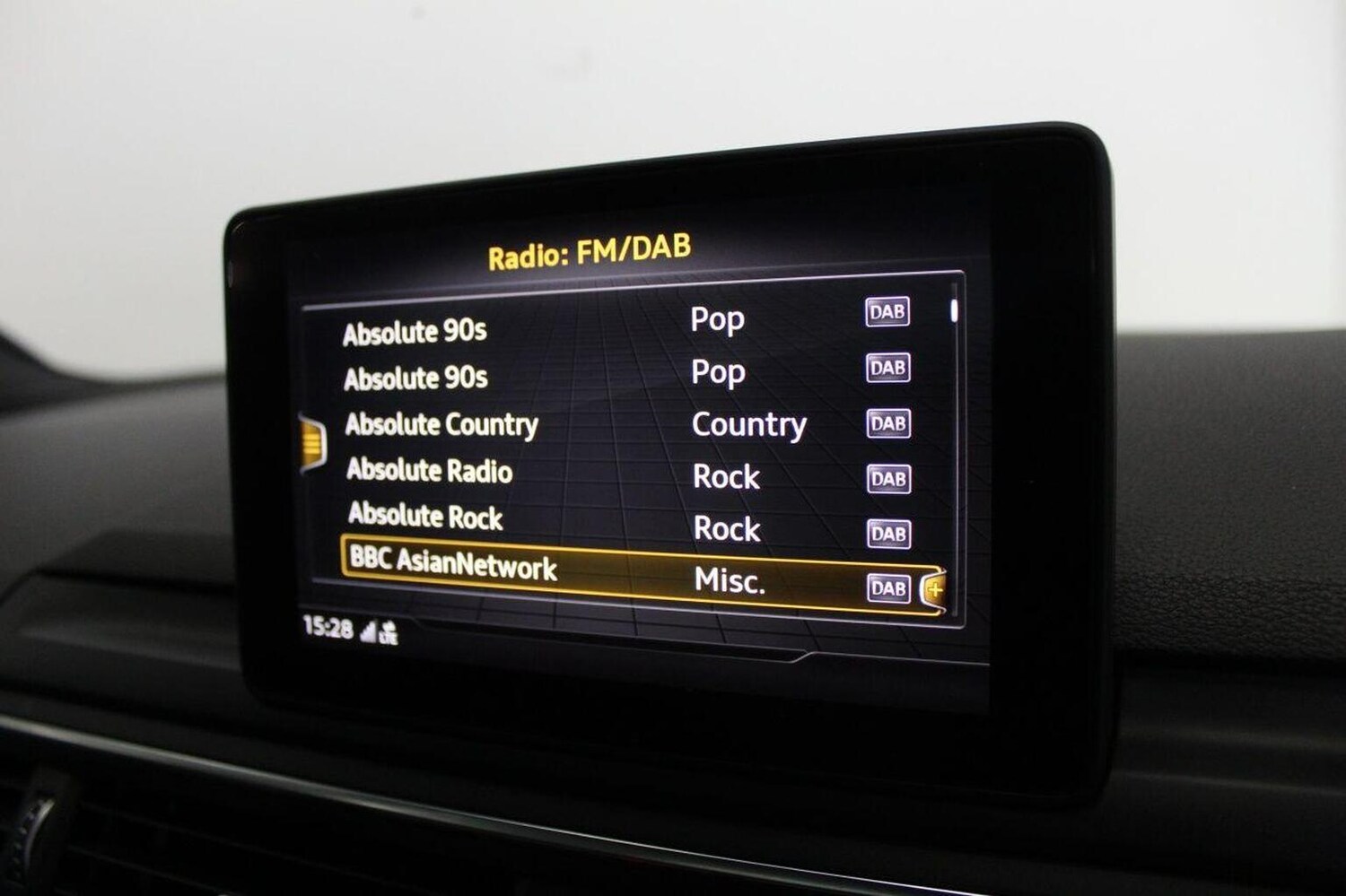 Used Audi A4 2016 for sale - 77370722: Photo 36