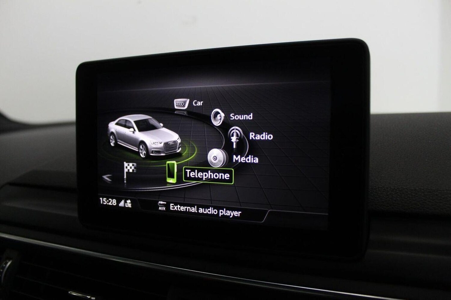 Used Audi A4 2016 for sale - 77370722: Photo 40