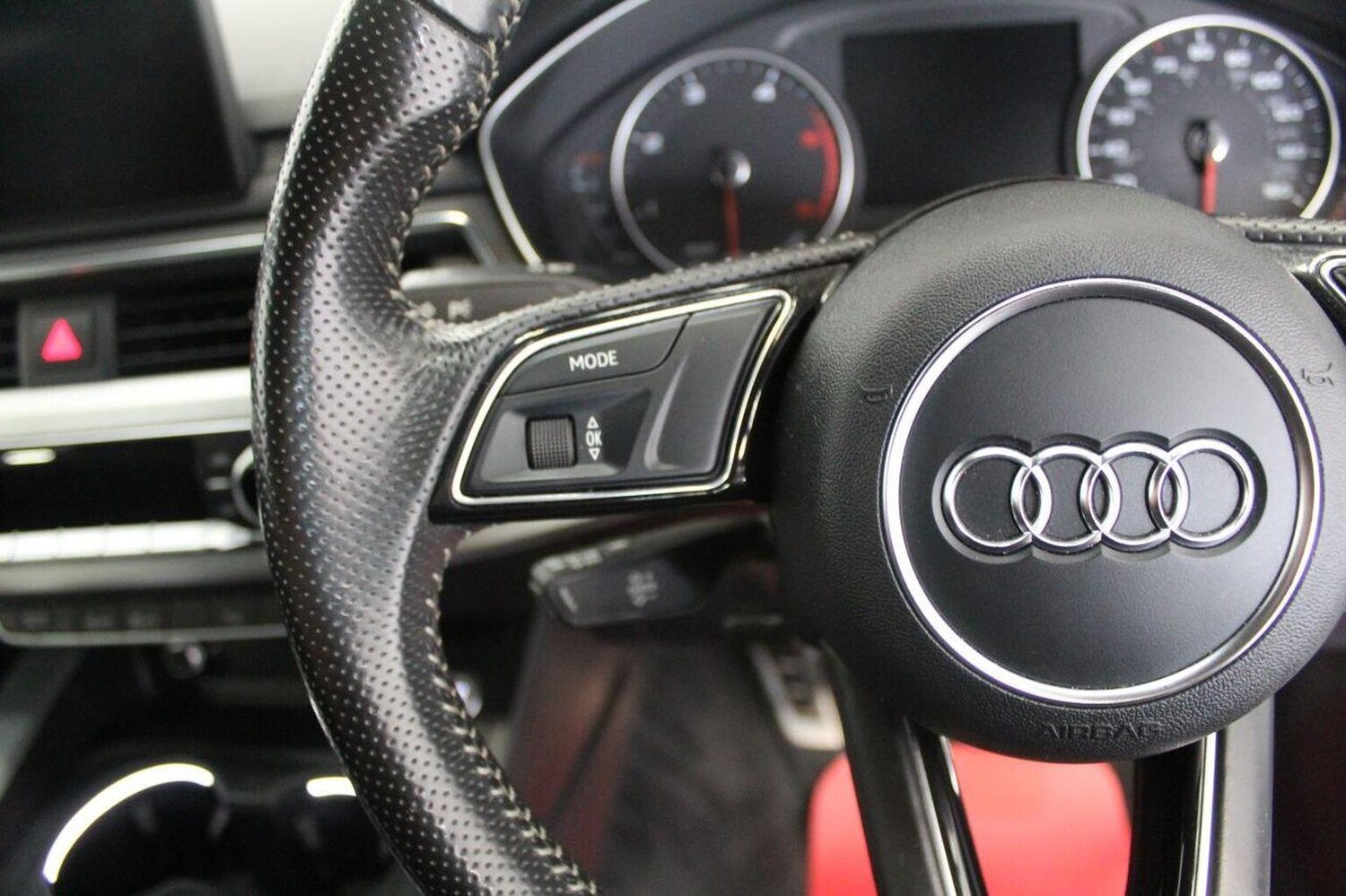 Used Audi A4 2016 for sale - 77370722: Photo 48