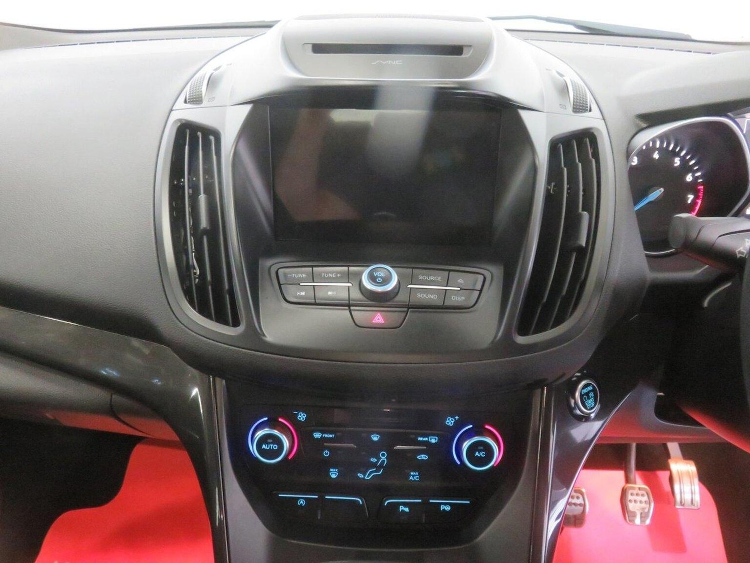 Used Ford Kuga 2018 for sale - 76769320: Photo 33