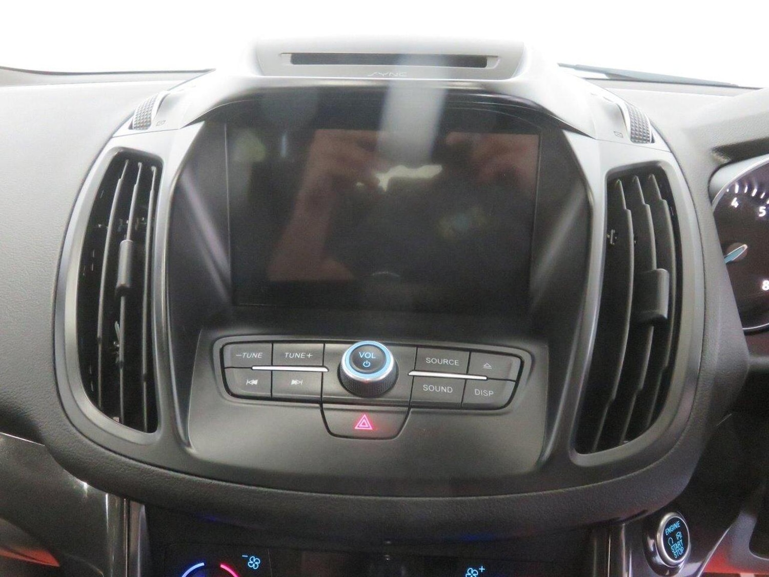 Used Ford Kuga 2018 for sale - 76769320: Photo 38