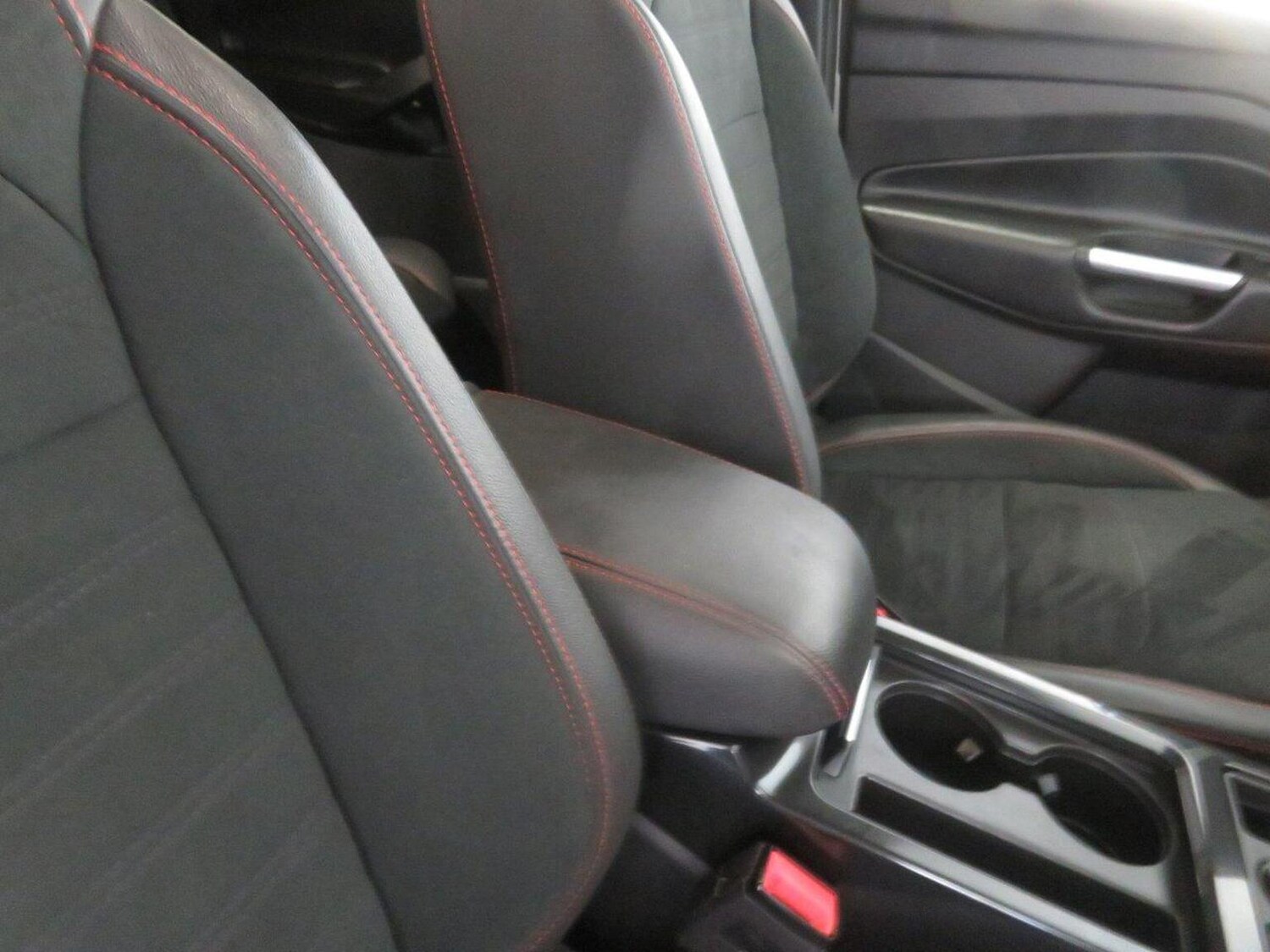 Used Ford Kuga 2018 for sale - 76769320: Photo 42