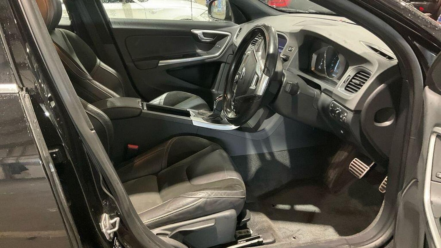 Used Volvo S60 2017 for sale - 76624426: Photo 13