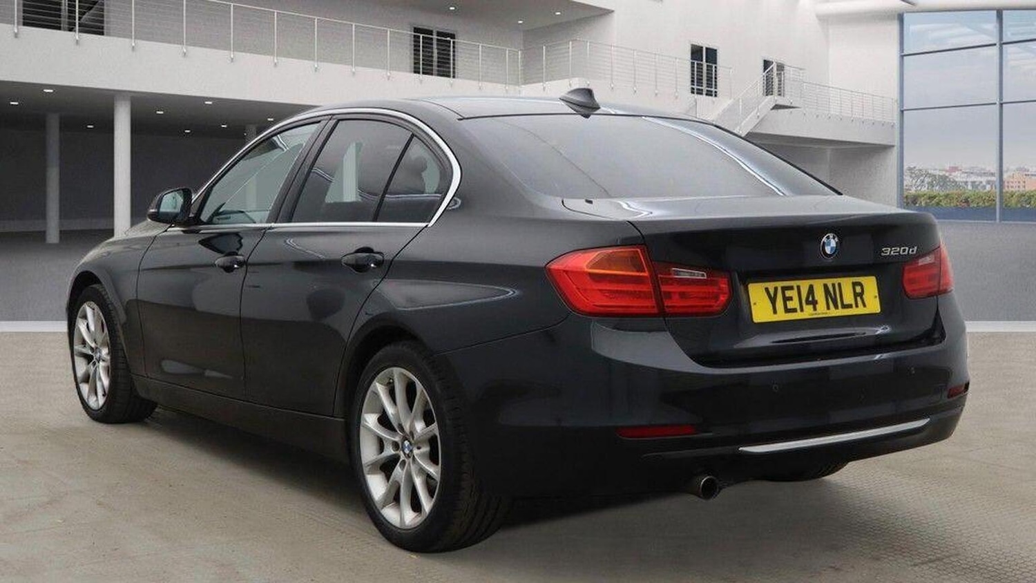 Used BMW 3 Series 2014 for sale - 77938035: Photo 4