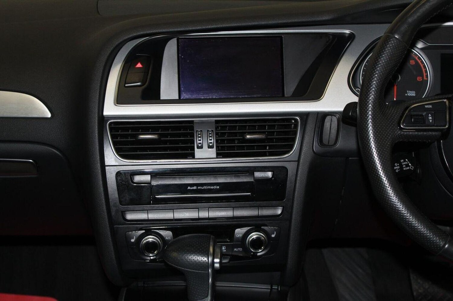 Used Audi A4 2015 for sale - 77921304: Photo 32