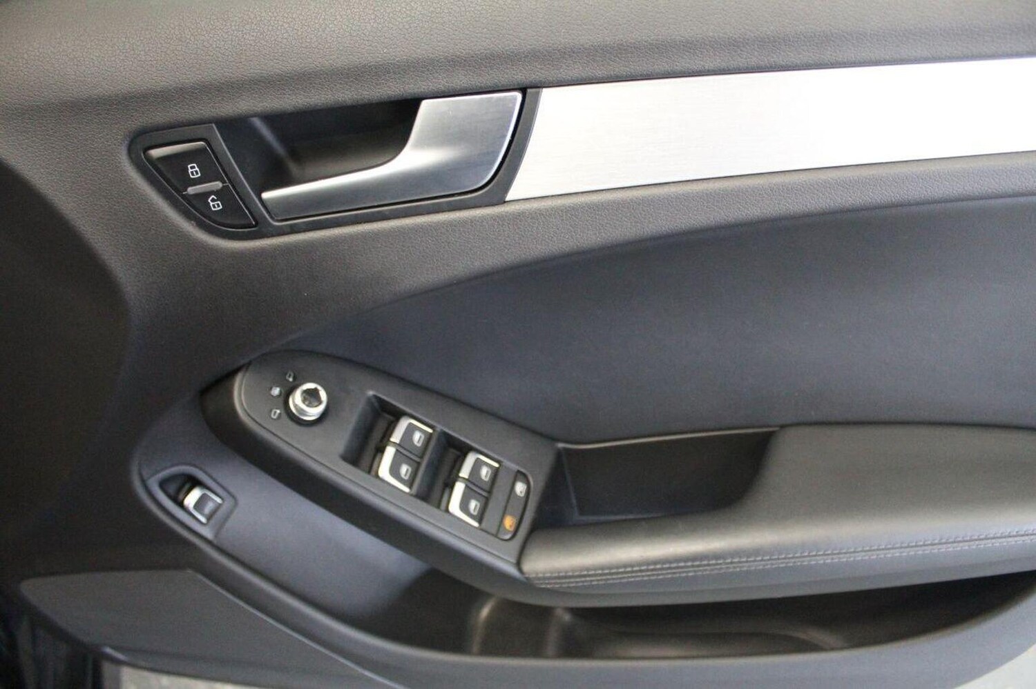 Used Audi A4 2015 for sale - 77921304: Photo 50