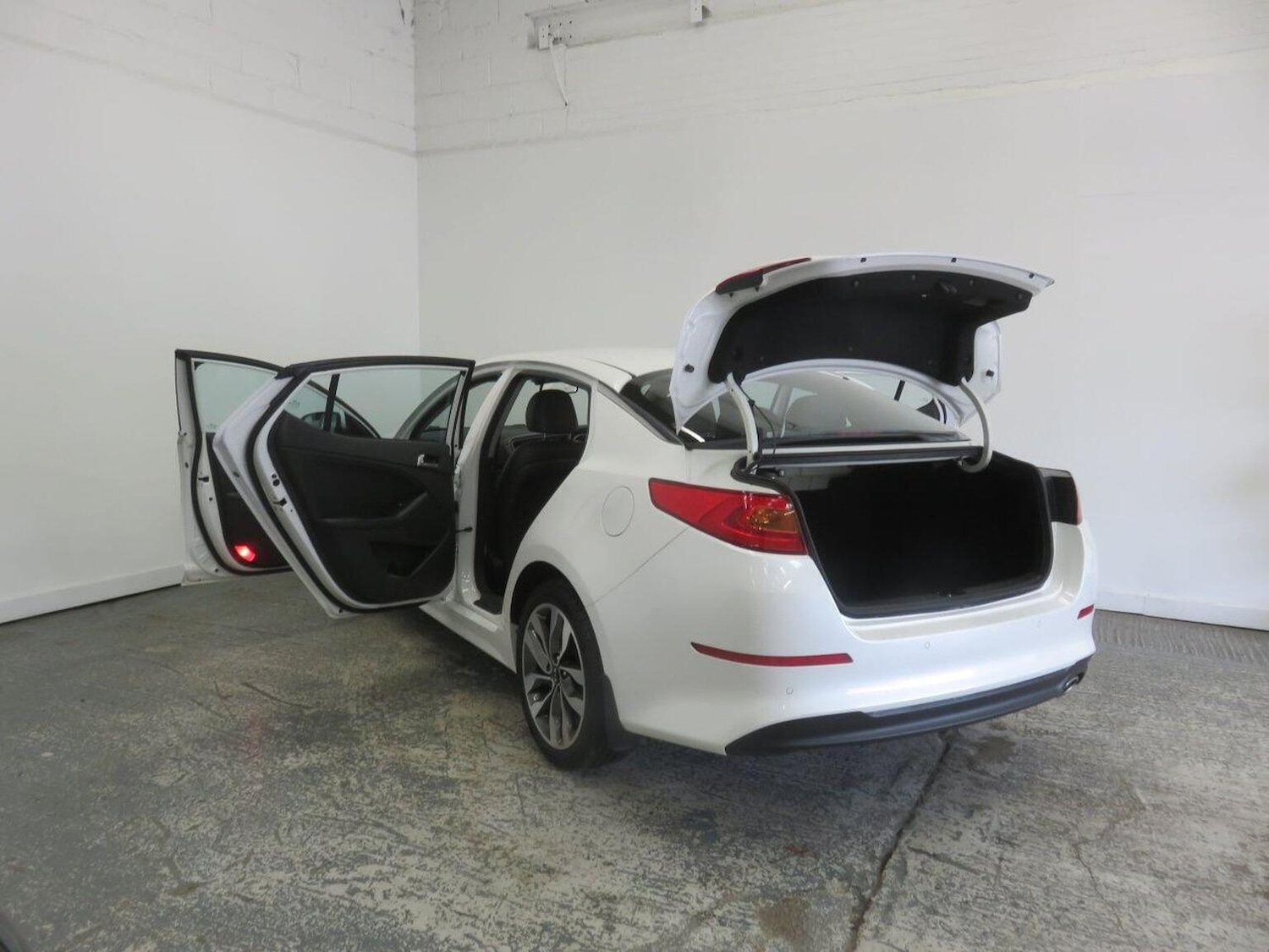 Used Kia Optima 2014 for sale - 76347211: Photo 20