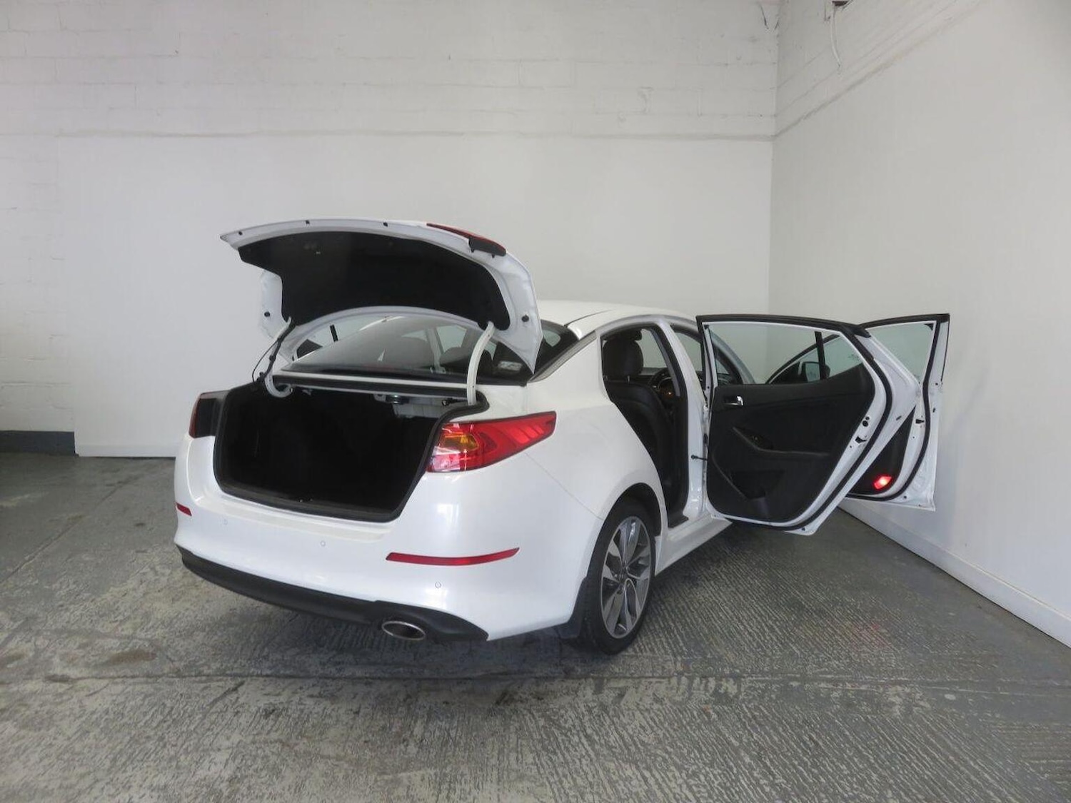 Used Kia Optima 2014 for sale - 76347211: Photo 21