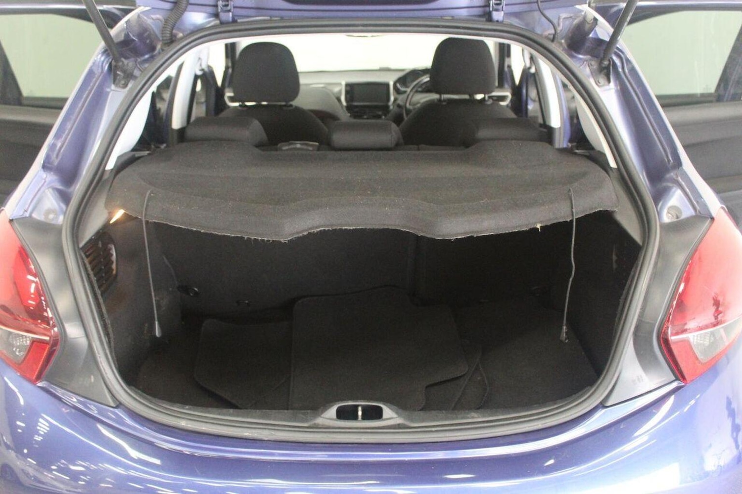 Used Peugeot 208 2016 for sale - 77584565: Photo 23