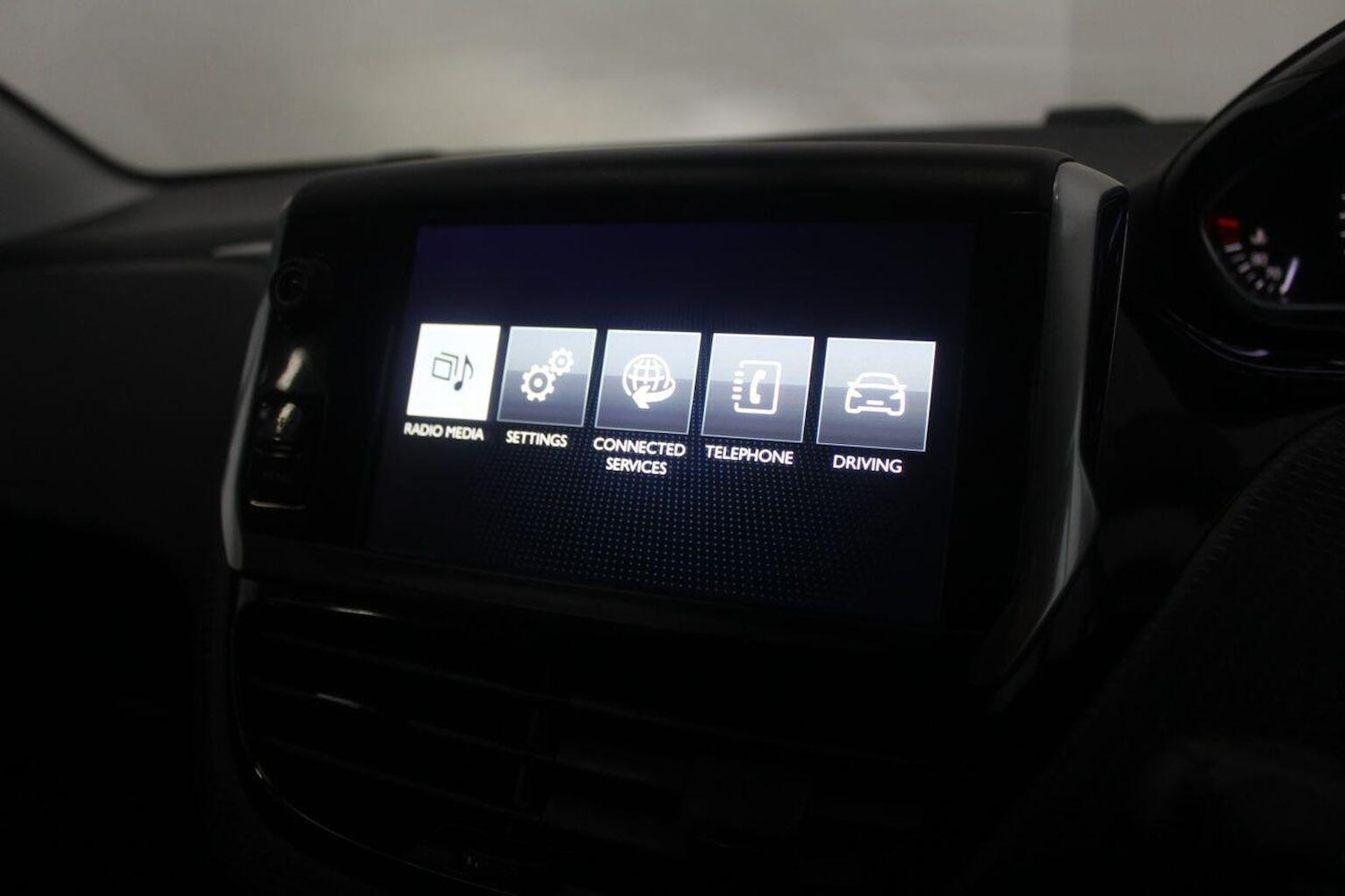 Used Peugeot 208 2016 for sale - 77584565: Photo 37