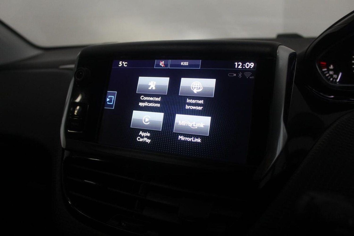 Used Peugeot 208 2016 for sale - 77584565: Photo 39