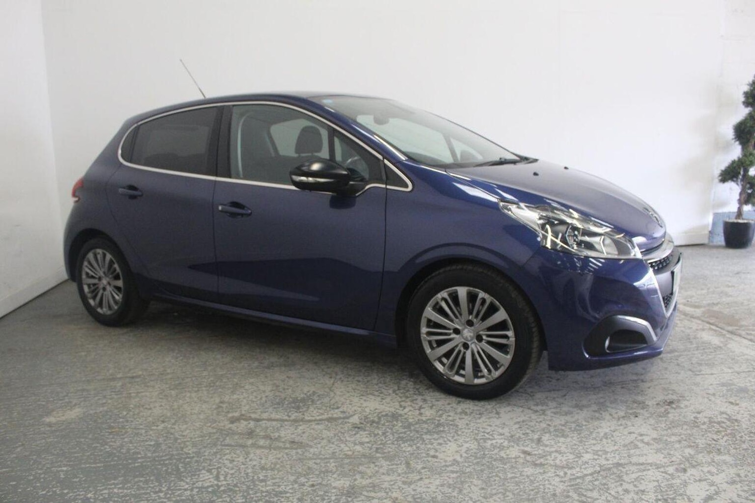 Used Peugeot 208 2016 for sale - 77584565: Photo 4