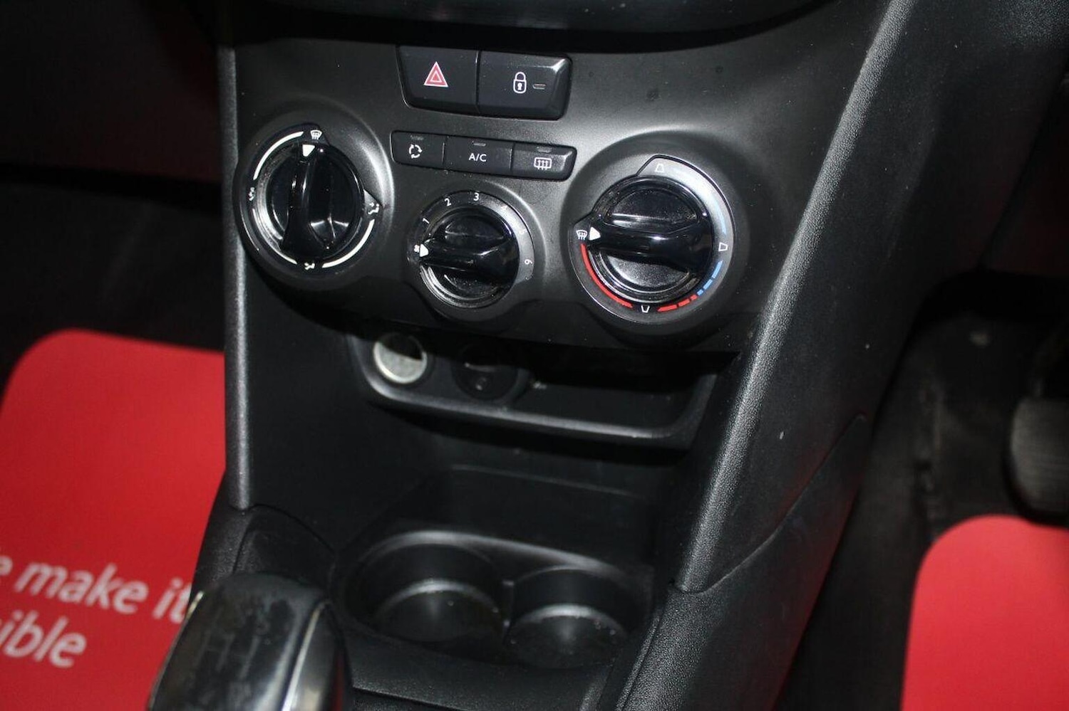 Used Peugeot 208 2016 for sale - 77584565: Photo 40