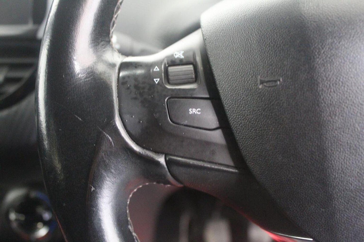 Used Peugeot 208 2016 for sale - 77584565: Photo 44