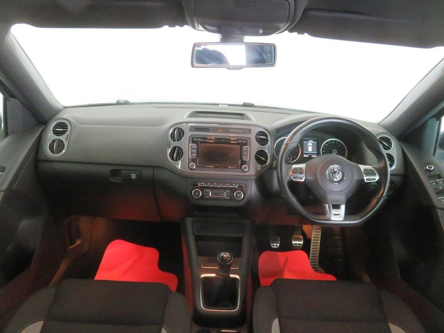 Used Volkswagen Tiguan 2014 for sale - 77938006: Photo 28