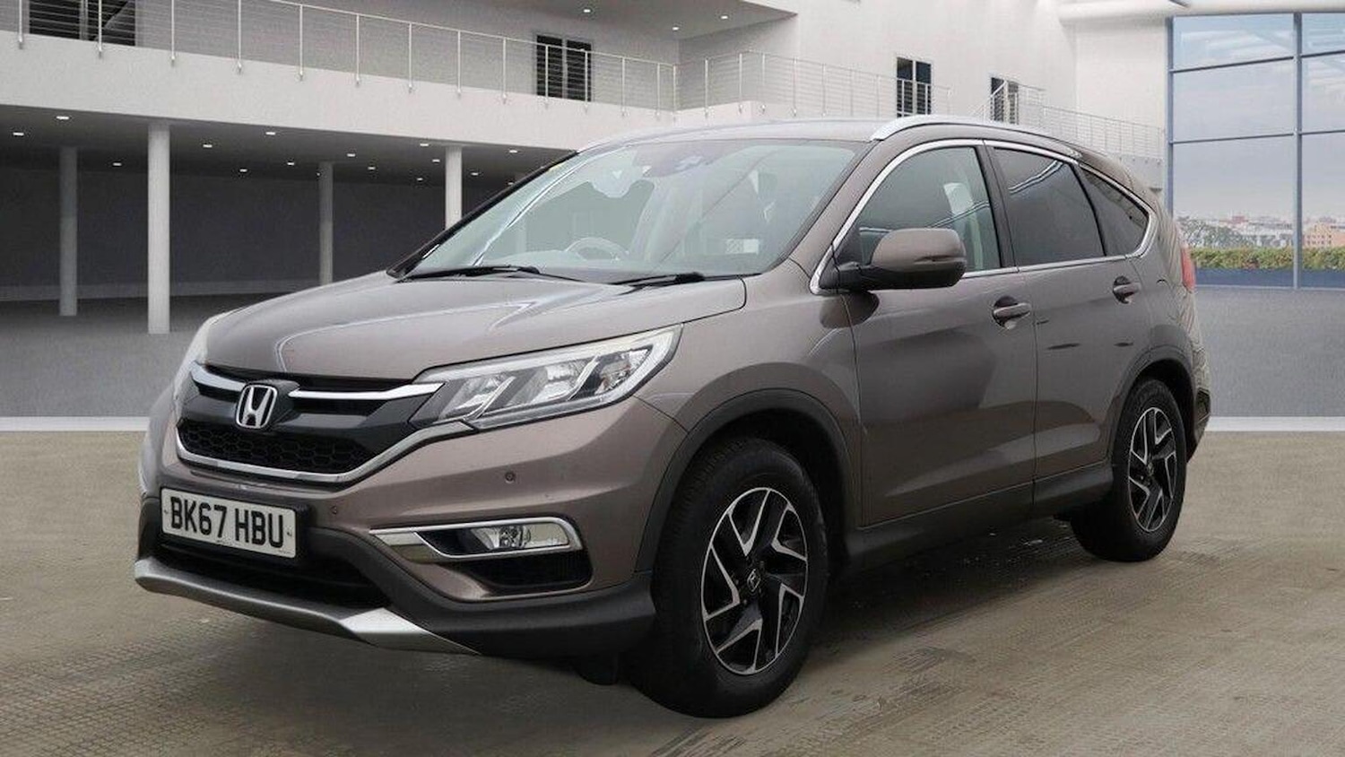 Used Honda CR-V 2017 for sale - 77065680: Photo 3