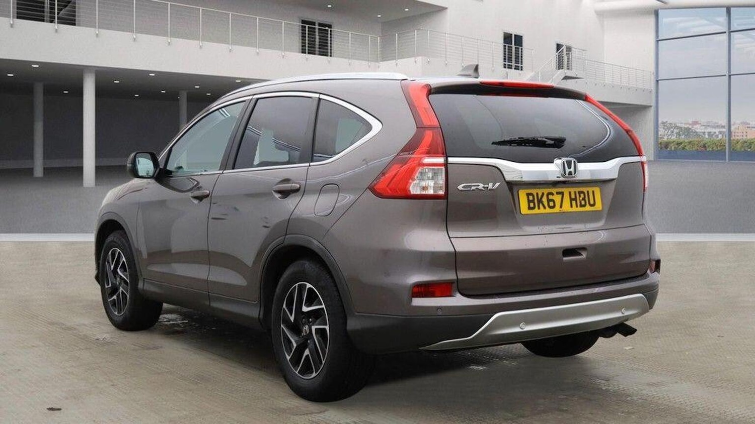 Used Honda CR-V 2017 for sale - 77065680: Photo 5