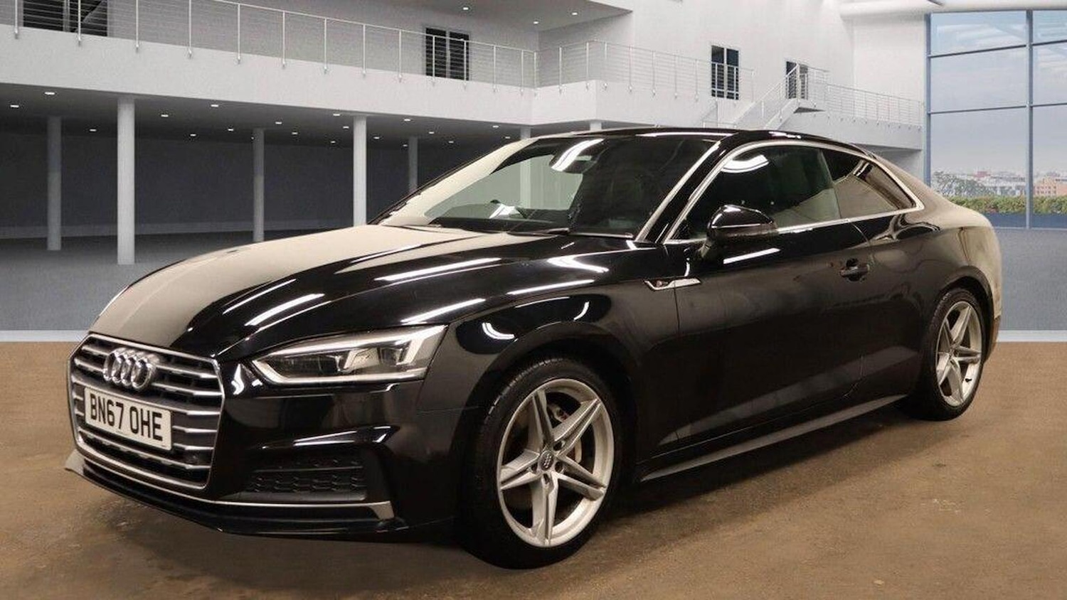 Used Audi A5 2017 for sale - 76979532: Photo 2