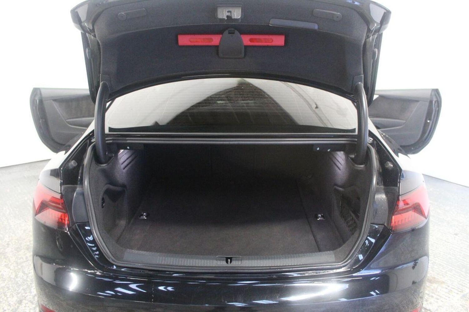 Used Audi A5 2017 for sale - 76979532: Photo 22