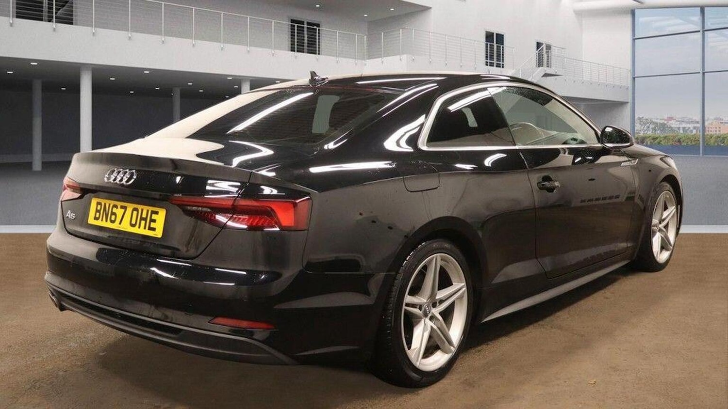 Used Audi A5 2017 for sale - 76979532: Photo 5