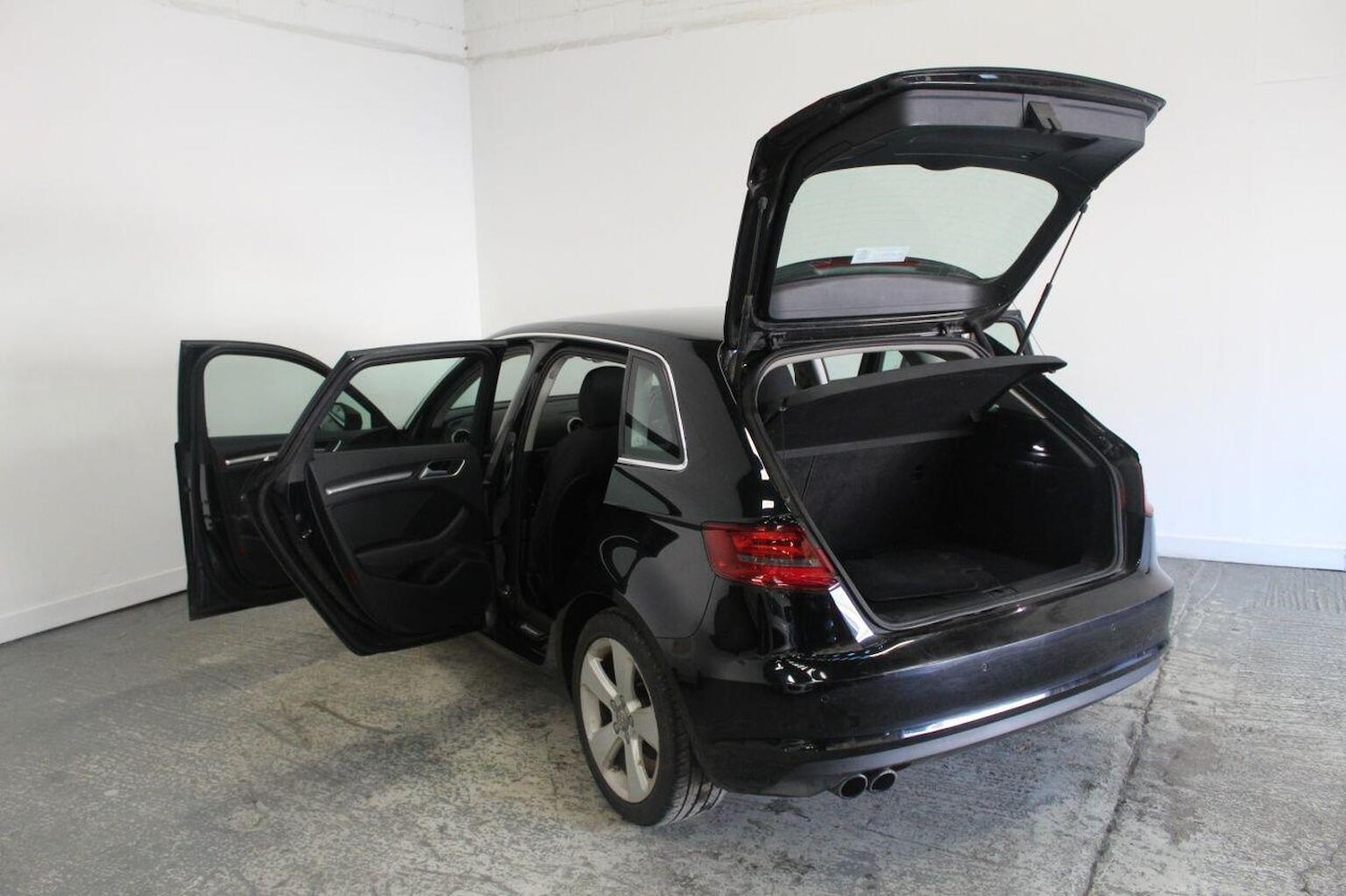 Used Audi A3 2014 for sale - 77937959: Photo 20