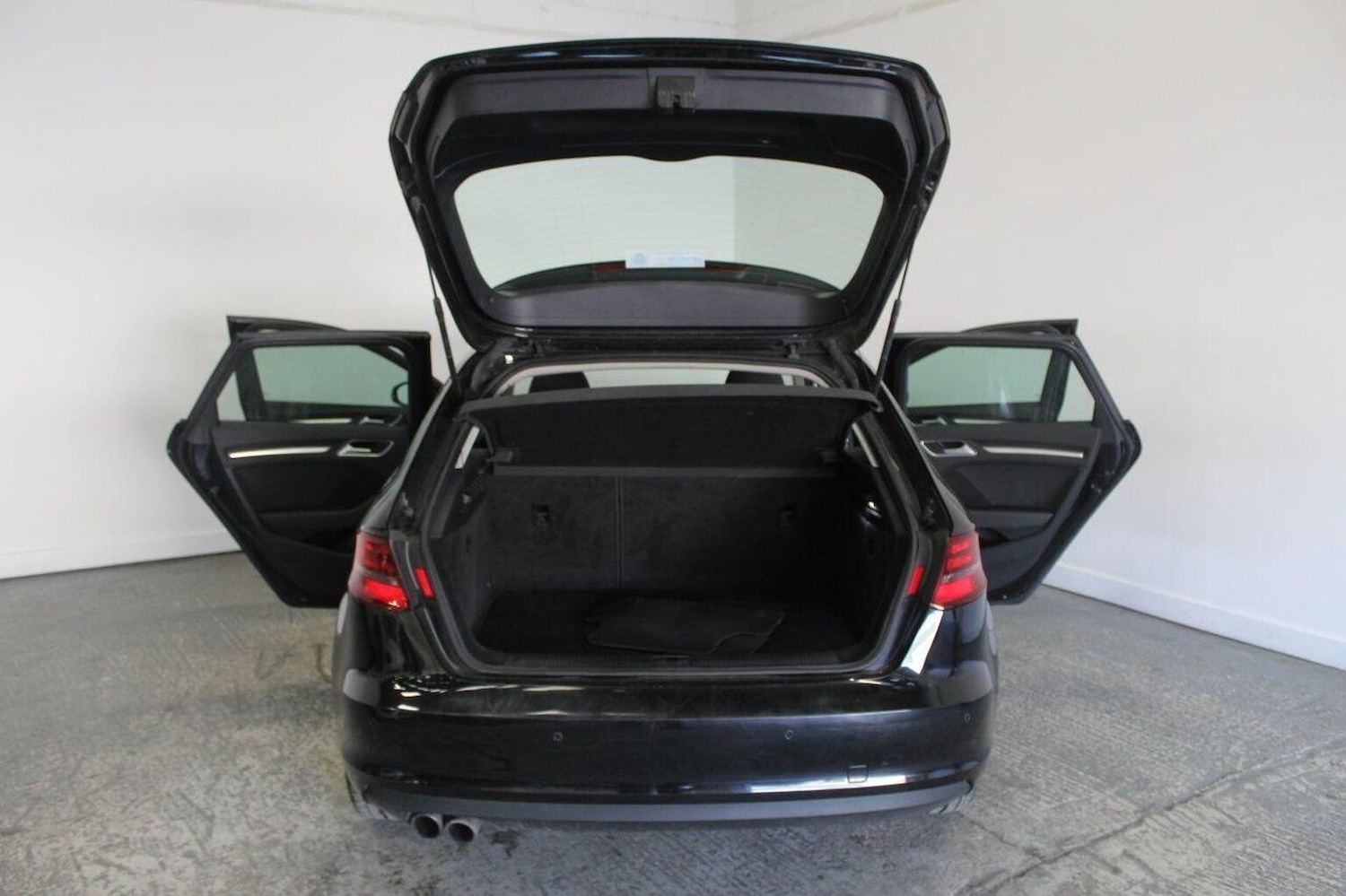 Used Audi A3 2014 for sale - 77937959: Photo 21