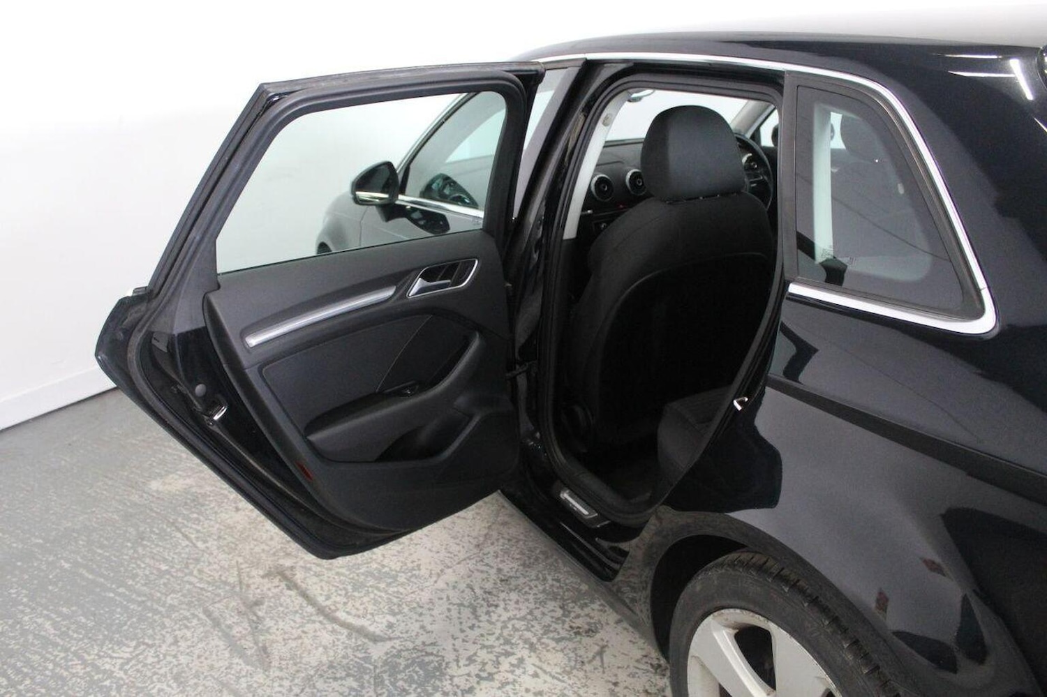 Used Audi A3 2014 for sale - 77937959: Photo 26