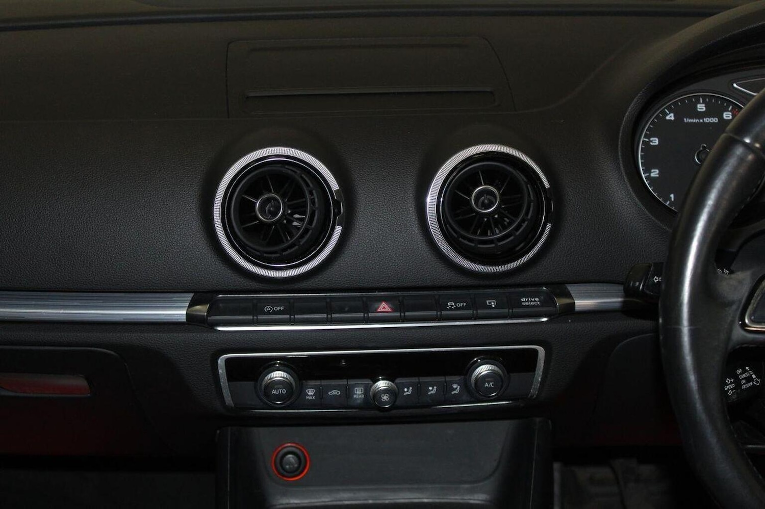 Used Audi A3 2014 for sale - 77937959: Photo 29