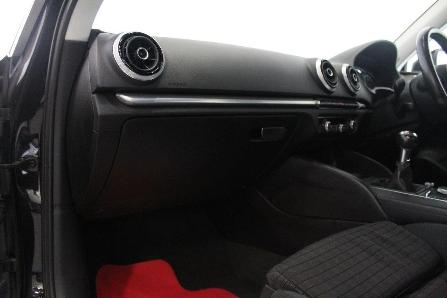 Used Audi A3 2014 for sale - 77937959: Photo 31