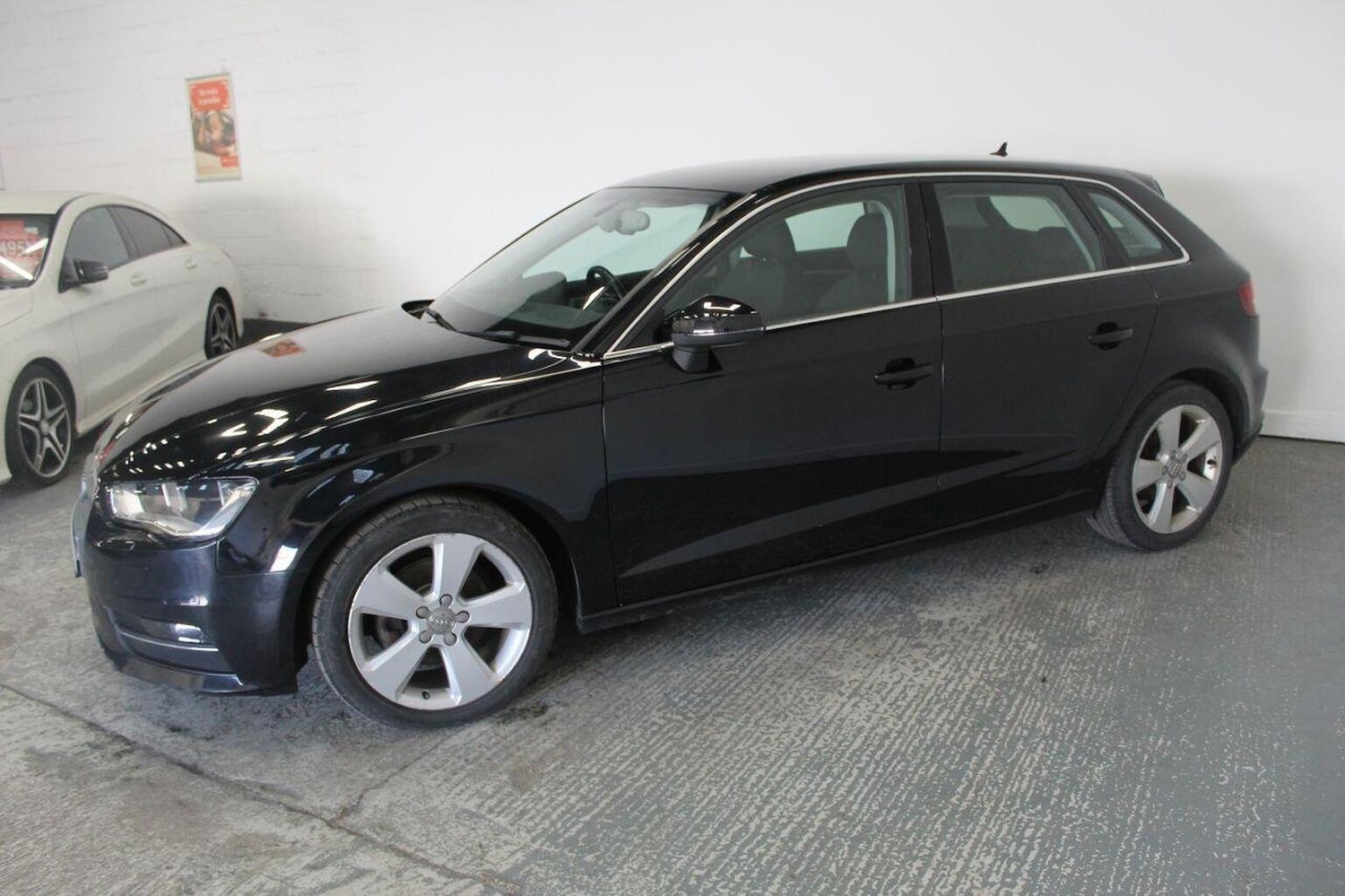 Used Audi A3 2014 for sale - 77937959: Photo 5