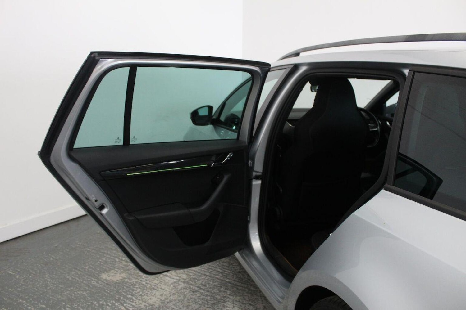 Used Skoda Octavia 2017 for sale - 76313939: Photo 28