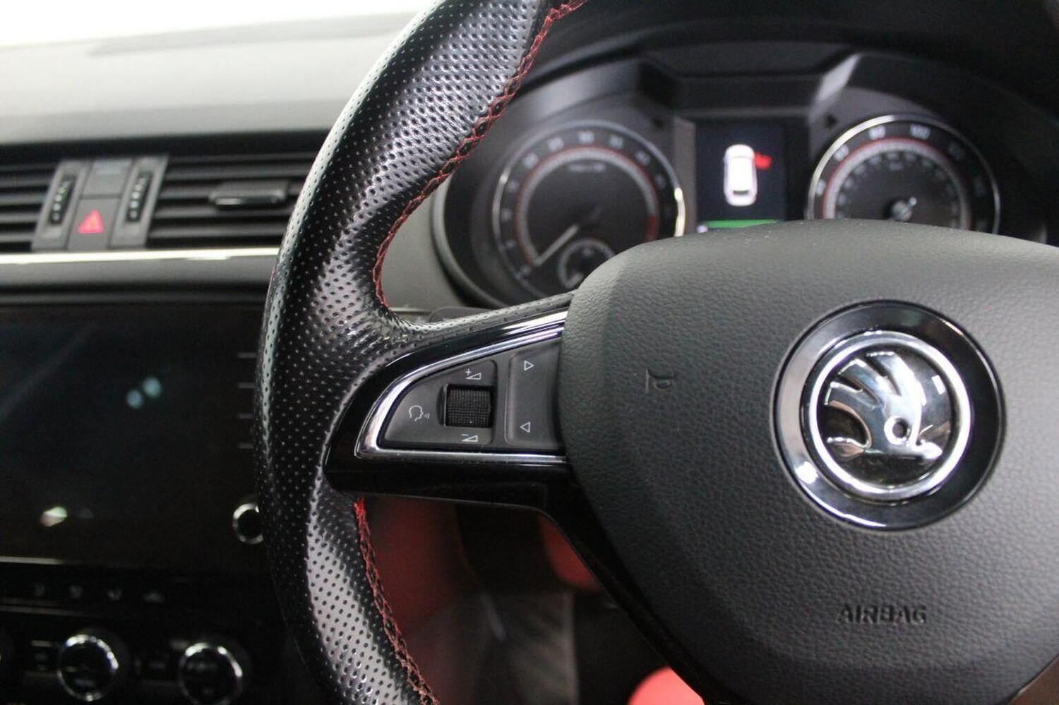 Used Skoda Octavia 2017 for sale - 76313939: Photo 45